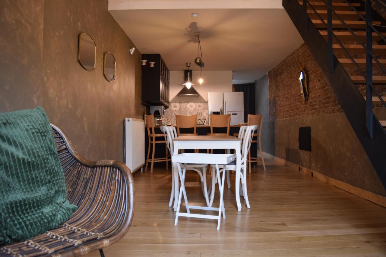 Le Patio Belle Maison En Plein Centre Ville, Avec Grande Terrasse Au Calme Bastogne Zewnętrze zdjęcie